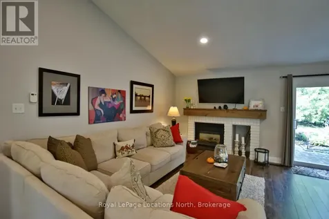 590 Oxbow Crescent Collingwood ON L9Y 5B4