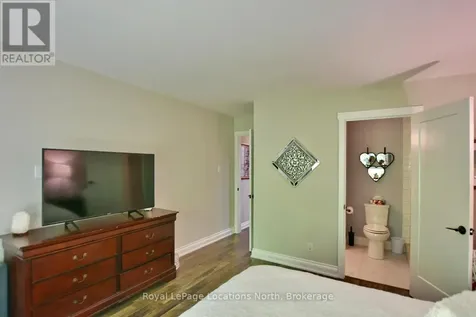 590 Oxbow Crescent Collingwood ON L9Y 5B4
