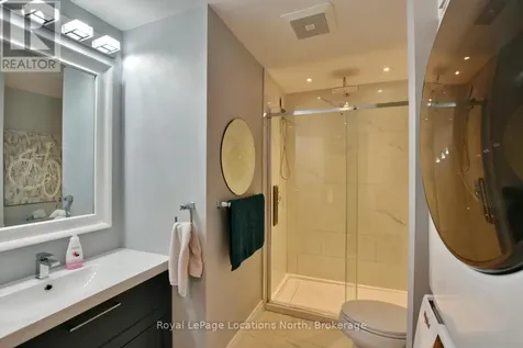 590 Oxbow Crescent Collingwood ON L9Y 5B4