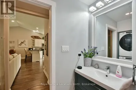 590 Oxbow Crescent Collingwood ON L9Y 5B4