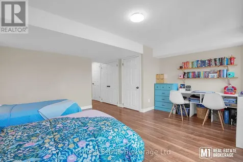 15 Carere Crescent Guelph (victoria North) ON N1E 0K4