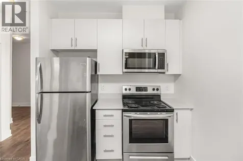 81 Robinson Street Hamilton ON L8P 0C2