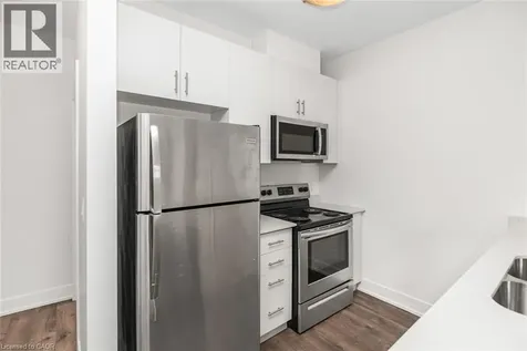 81 Robinson Street Hamilton ON L8P 0C2