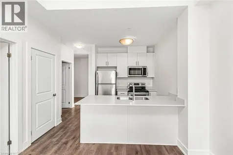 81 Robinson Street Hamilton ON L8P 0C2