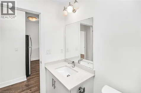 81 Robinson Street Hamilton ON L8P 0C2