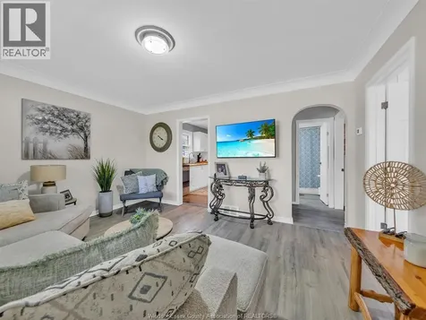 2575 Meighen Road Windsor ON N8W 4C3