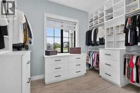1030 Lark Street Lasalle ON N9H 0G1