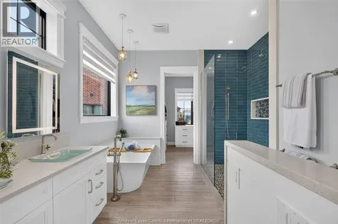 1030 Lark Street Lasalle ON N9H 0G1