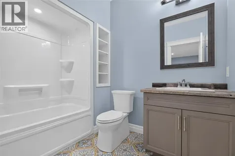1030 Lark Street Lasalle ON N9H 0G1