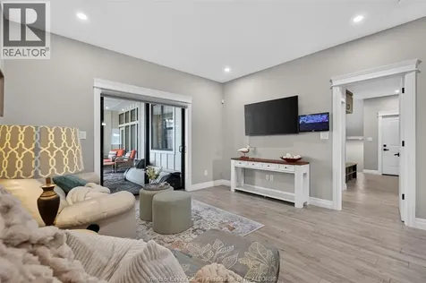 1030 Lark Street Lasalle ON N9H 0G1