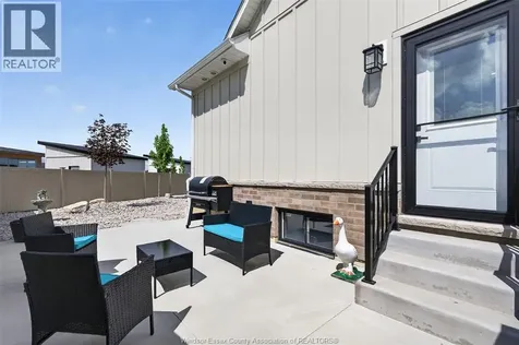 1030 Lark Street Lasalle ON N9H 0G1