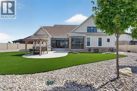 1030 Lark Street Lasalle ON N9H 0G1