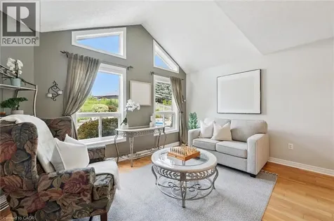 79 Wadsworth Crescent Cambridge ON N1S 5A3