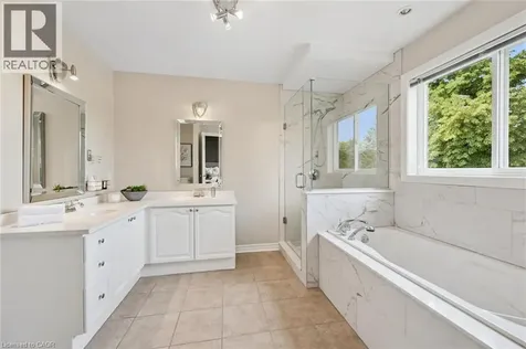 79 Wadsworth Crescent Cambridge ON N1S 5A3