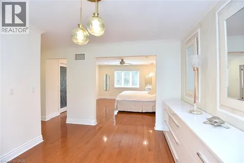 4299 Lakeshore Road Burlington ON L7L 1A7