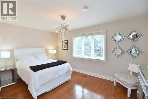 4299 Lakeshore Road Burlington ON L7L 1A7