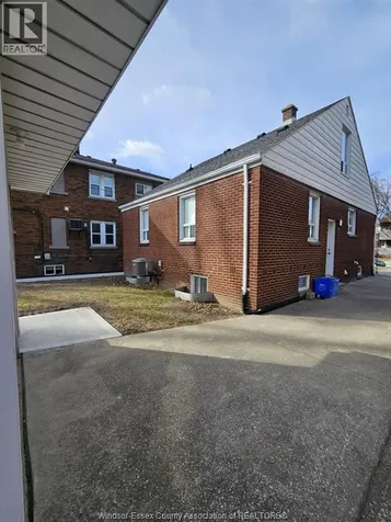 336 Partington Avenue Windsor ON N9B 2N5