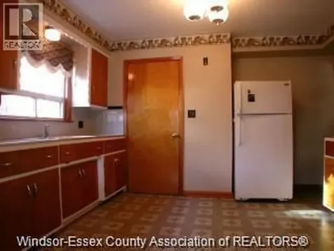 336 Partington Avenue Windsor ON N9B 2N5