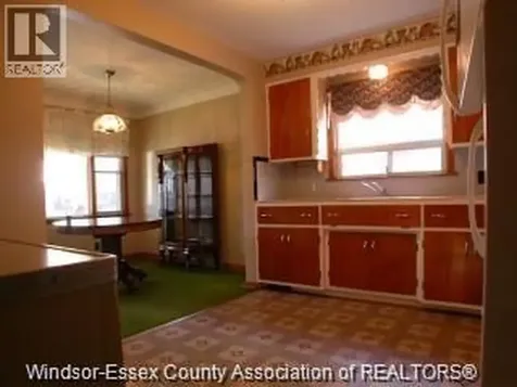336 Partington Avenue Windsor ON N9B 2N5
