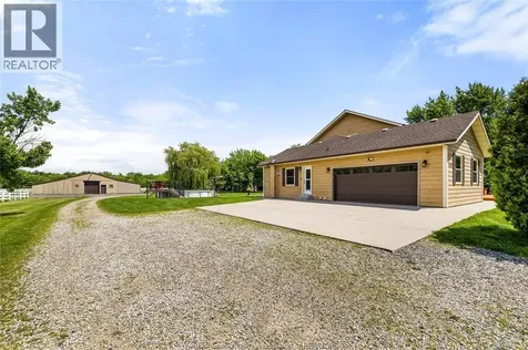 1418 County Road 31 Lakeshore ON N0R 1S0