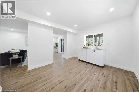 23 Aberdeen Street Caledonia ON N3W 1C8
