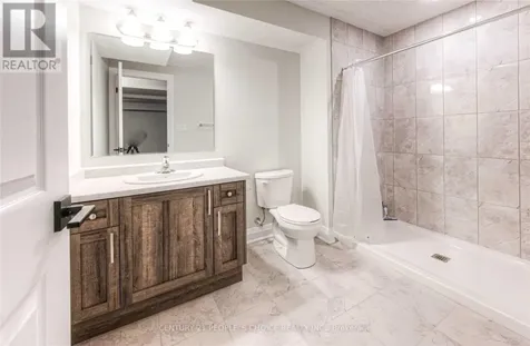 285 Raspberry Place Waterloo ON N2V 0H3