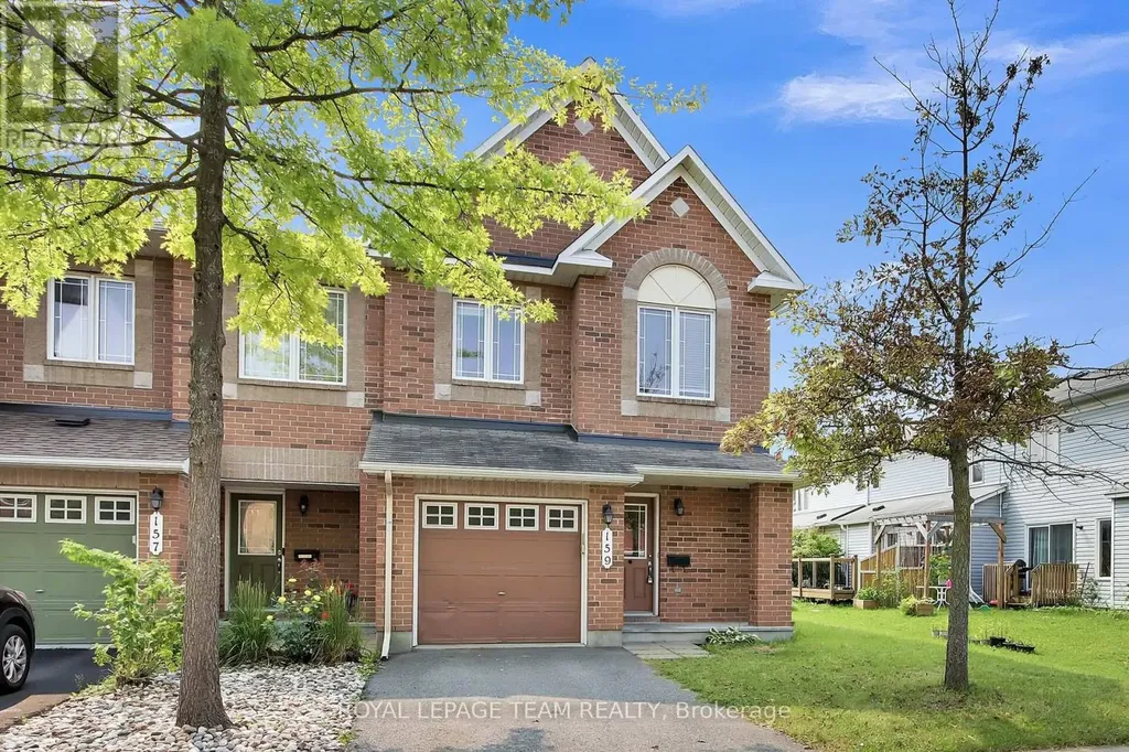 159 Tacom Circle Ottawa ON K2G 4R1