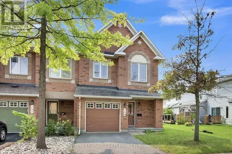 159 Tacom Circle Ottawa ON K2G 4R1