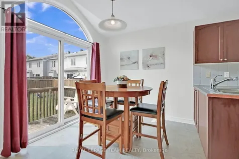 159 Tacom Circle Ottawa ON K2G 4R1