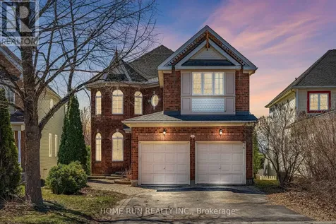 5 Cheltonia Way Ottawa ON K2T 1G1