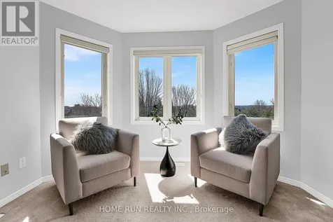 5 Cheltonia Way Ottawa ON K2T 1G1