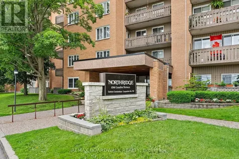 1599 Lassiter Terrace Ottawa ON K1J 8R6