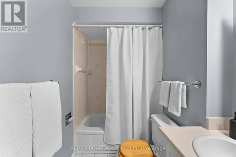 1599 Lassiter Terrace Ottawa ON K1J 8R6