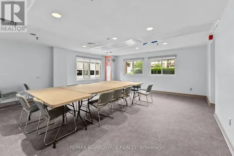 1599 Lassiter Terrace Ottawa ON K1J 8R6