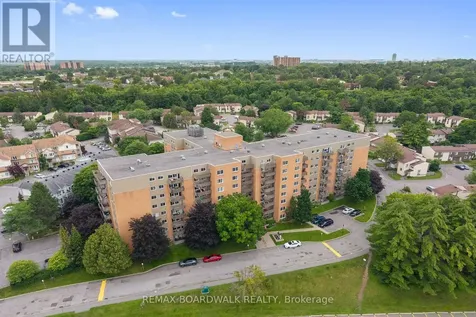 1599 Lassiter Terrace Ottawa ON K1J 8R6