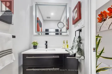 11 Glencoe Street Ottawa ON K2H 8S5