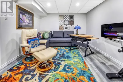 11 Glencoe Street Ottawa ON K2H 8S5
