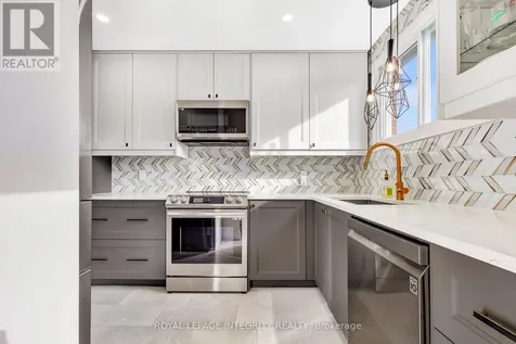 11 Glencoe Street Ottawa ON K2H 8S5