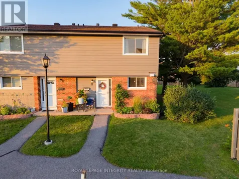 11 Glencoe Street Ottawa ON K2H 8S5