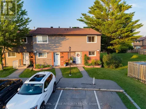 11 Glencoe Street Ottawa ON K2H 8S5