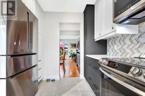 11 Glencoe Street Ottawa ON K2H 8S5