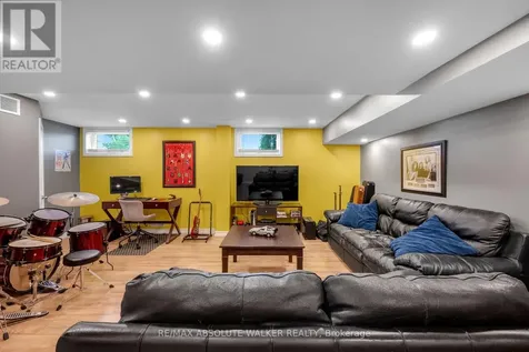 1368 Norview Crescent Ottawa ON K4A 1Y5