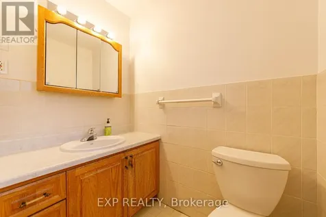 2097 Kingsley Road Ottawa ON K2C 2X6