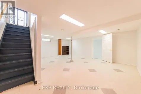 2097 Kingsley Road Ottawa ON K2C 2X6