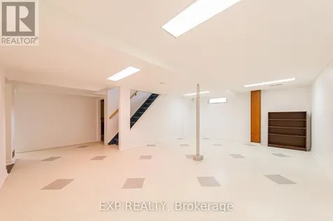 2097 Kingsley Road Ottawa ON K2C 2X6