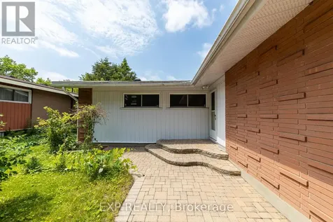 2097 Kingsley Road Ottawa ON K2C 2X6
