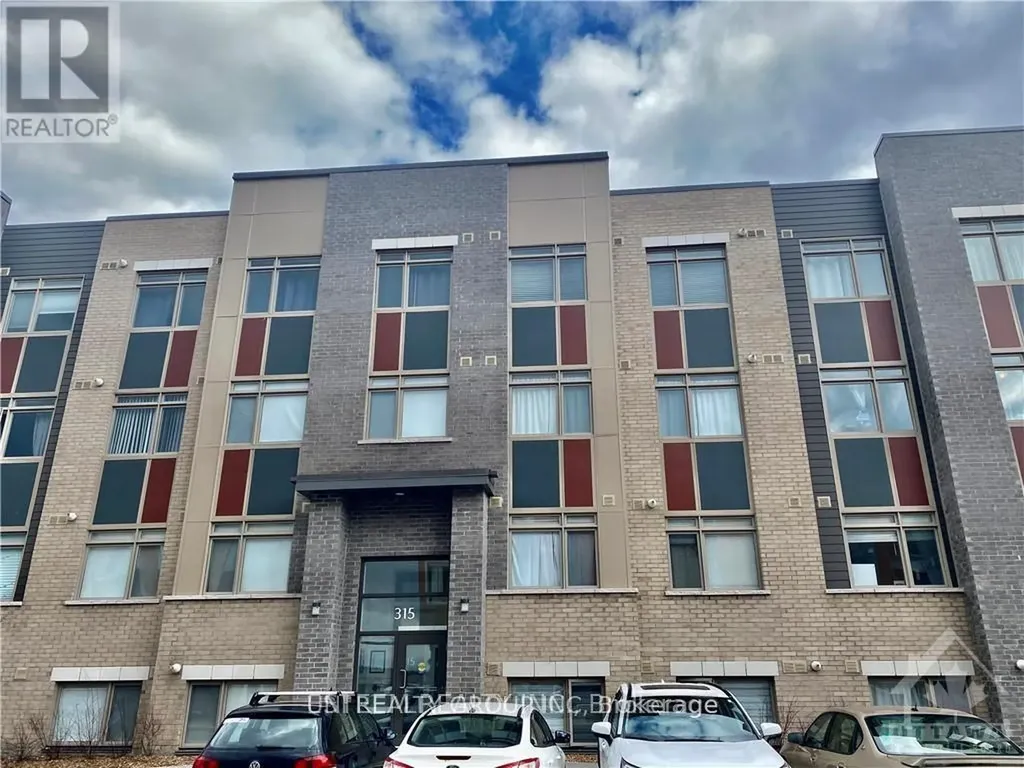 315 Terravita Private Ottawa ON K1V 2S1