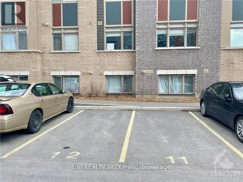 315 Terravita Private Ottawa ON K1V 2S1