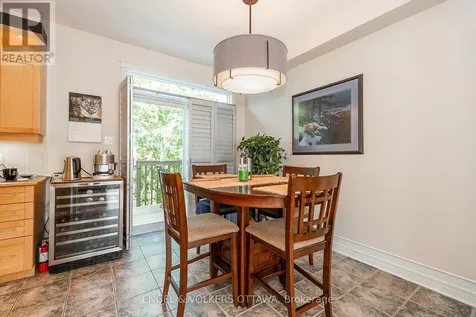 210 West Village Private Ottawa ON K1Z 1E4