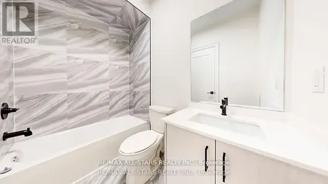 50 Third Avenue South Uxbridge ON L9P 1K5